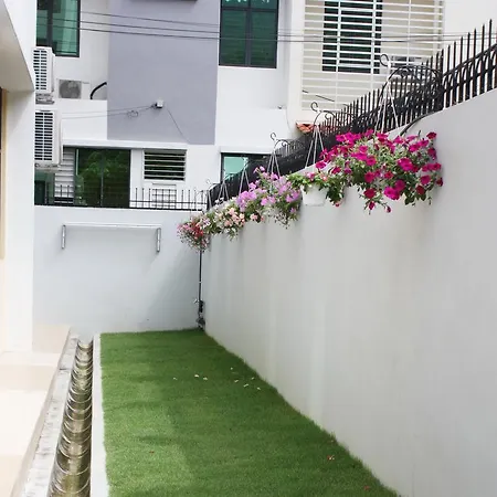 De Nest Holiday Home Bayan Lepas Exterior photo